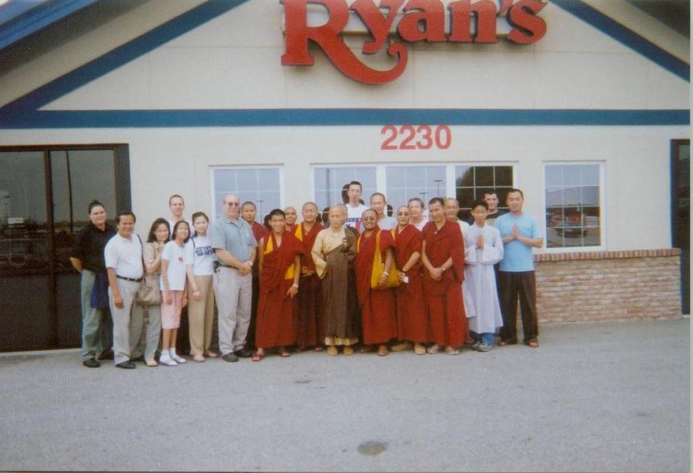 Group Photo 6-5-03.jpg